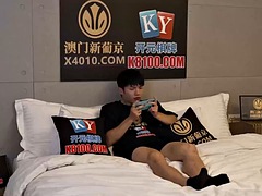 アジア人, デカチン, デカパイ, フェラチオ, 浮気者, 穴開きパンティ, ヤリマン, 妻