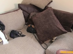 Avsugning, Doggystyle, Onani, Kontor, Pov, Fitta, Rimjobb, Spanking