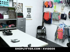 Komme i munden, Komme på ansigtet, Give finger, Hd, Slikning, Straf, Fisse, Genert