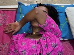 Teta, Prvič, Indijka, Samozadovoljevanje, Zunaj, Majhen, Muco, Dokolenke