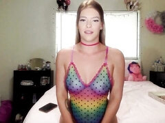 Anál, Blondína, Kuřba, Honění, Stripping, Kozičky, Hračky, Webkamera