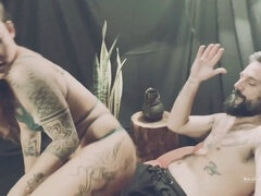 Enthousiasteling, Grote kont, Tieten likken