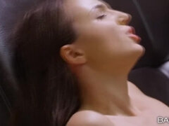 Жопа, Красотки, Большой член, Минет, Член, Большие дырки, Лизание, Короткая стрижка