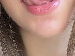 Amatör, Stor stjärt, Brunett, Dildo, Fitta, Solo, Tajt, Vibrator