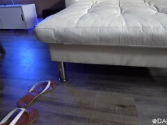 Brunetka, Kondóm, Na psíka, Na tvár, Prirodzené prsia, Z pohľadu účastníka, Pička, Kozičky