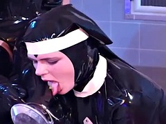 Anal, Blond, Fangenskap, Brunette, Dominerende kvinne, Fetisj, Latex, Lesbisk