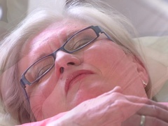 Χοντρή γυναίκα, Αυνανισμός, Ώριμη, Ξυρισμένη, Μόνος