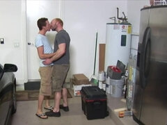 Amatør, Anal, Stor pik, Brunette, Creme tærte, Gaping, Homoseksuel, Håndjob