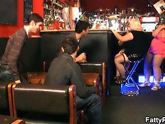 美人, ブロンド, フェラチオ, 茶髪の, エロ熟女, イマラチオ, 手コキする, 義母