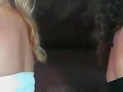 Stor rumpe, Stor kukk, Blond, Kukk suging, Brunette, Firkant, Milf, Pupper