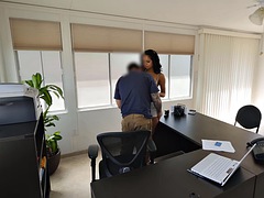 Grosser schwanz, Braunhaarige, Büro, Pov, Realität, Tätowierung