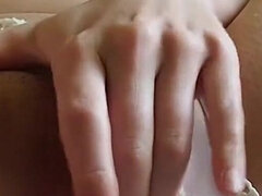 Amatør, Dildoen, Hunn, Fingring, Orgasme, Truser, Petite, Rødtopp