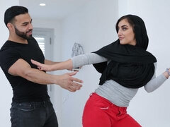 Gros cul, Gros seins, Sucer une bite, En levrette, Poilue, Léchez, Mère que j'aimerais baiser, Criant