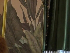 Røv, Brunette, Erotik, Hjemmelavet, Trusser, Lille kvinde, Nederdel, G streng