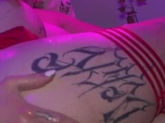 Amerikkalainen, Anaali, Nyrkitys, Gaping, Alusvaatteet, Itsetyydytys, Tatuointi