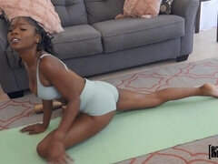 Grosse bite, Sucer une bite, En levrette, Noir ébène, Interracial, Pov