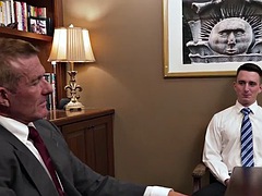 Duży kutas, Brunetka, Palcówka, Gej, Włochaty, Hardcore, Biuro, Pornstars