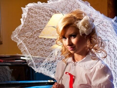 Arsch, Grosser schwanz, Blondine, Blasen, Hundestellung, Natürlichen titten, Kurzes haar, Dürr