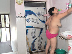 Amador amadora, Mulher linda e grande, Dona de casa, Indianoa, Maduroa, Nu pelado, Solo chão