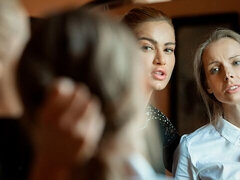 Blondynka, Lesbijka, Lizanie, Bielizna, Masturbacja, Cipka, Ogolona, Odpędzanie