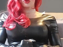 Amateur, Latex, Lingerie, Masturbation, Solo, Jarretelles