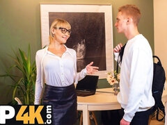 Blonde, Sucer une bite, Femme couguar, Fétiche, Lunettes, Hd, Mature, Jarretelles