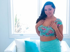 Hatalmas hátsó, Cumizás, Gesztenyebarna, Kutya póz, Kézimunka, Érett feleség, Természetes mellek, Nézőpont