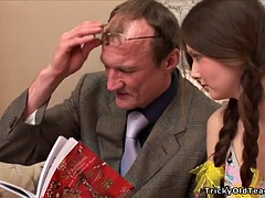 Amatoriale, Tette grandi, Maestra, Tette