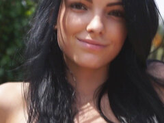 Brunetka, Ženský, Masturbace, Orgasmus, Vyholené, Sólo, Teenka, Kozičky