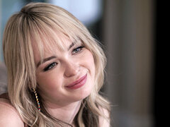 Kisbaba, Hatalmas hátsó, Fekete, Gesztenyebarna, Felszarvazott, Leszbikus