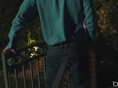 Amerikai, Fekete, Cumizás, Mélytorok, Kutya póz, Arcra élvezés, Medence, Nuni