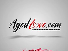 Debela dekleta, Velik kurac, Velike joške, Evinja, Babica, Milf, Kričal, Trojček