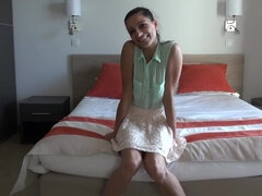 18 ans, Anal, Audition, Brunette brune, Doigter, Masturbation, Pov, Adolescente