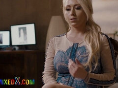 Blondýna, Brunetka, Hardcore, Milf žcbp, Strapon, Tetování, Kozičky, Hračky