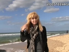 Enthousiasteling, Kont, Handbeurt, Masturbatie, Geschoren, Tiener