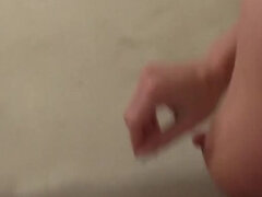 18, Velika rit, Velike joške, Fafanje, Prišlo v usta, Medrasni seks, Najstnice