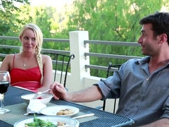 Veľké kozy, Blondína, Kuřba, Prstovanie, Dospelé, Milf  mčbp, Piercing, Pička