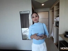 Asiatisk, Stor kuk, Stora tuttar, Par, Creampie, Enorm, Hembiträde, Milf