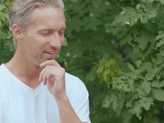 Blondine, Blasen, Hundestellung, Europäisch, Piercing, Muschi, Kurzes haar, Zug