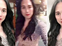 Asiáticoa, Pauzão, Masturbação, Ao ar livre cartaz de rua outdoor, Público, Hermafrodita andrógina, Solo chão, Tetas