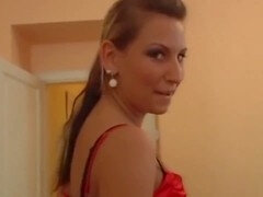 Stor pik, Pik sutte, Komme i munden, Orgasme, Trekant, Luder