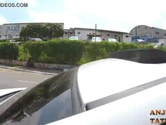 Veľký zadok, Veľké kozy, Latinskej, Prirodzené prsia, Tetovanie, Teenka