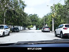 Duży tyłek, Duże cycki, Obciąganie, Tatuś, Głebokie gardło, Mamuśka, Cipka, Jazda konna