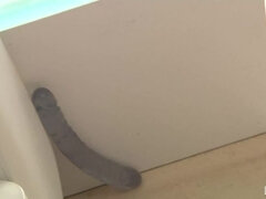 Bak kulissene, Stor rumpe, Store pupper, Blond