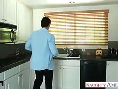 Baben, Stora tuttar, Blondin, Avsugning, Hd, Naken, Skriker