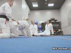 Amatéri, Kuřba, Brunetka, Štvorica, Hardcore, Hd, Párty, Teenka