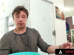 Duże cycki, Głebokie gardło, Styl na pieska, Hardcore, Hd, Mamuśka, Rzeczywistość, Macocha