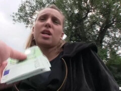 Gros cul, Grosse bite, Blonde, En levrette, Argent, Seins naturels, De plein air, Nénés