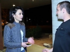 Azijci, Fafanje, Milf, Zunaj, V javnosti