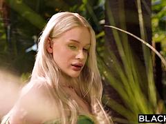 Stor kuk, Svart, Avsugning, Ebenholts, Handjobb, Mellanrasig, Utomhus, Tuttar